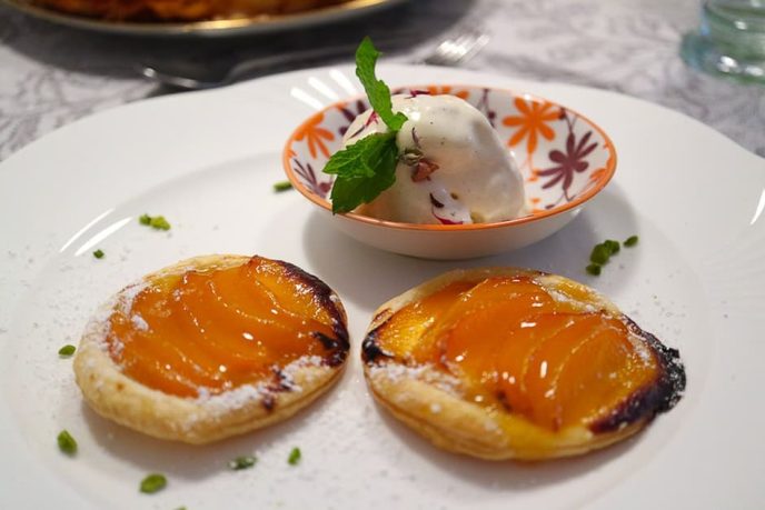 Aprikosen-Blätterteig-Tarte