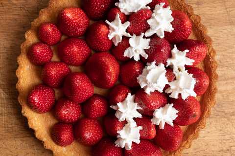 Erdbeerkuchen einfach mit Sahne