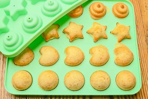 Gebackene Cake Pop Kuchen in der Form