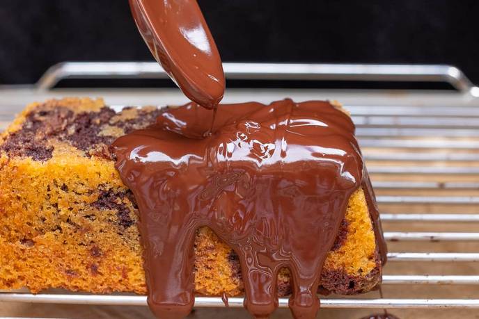 Marmorkuchen mit Glasur