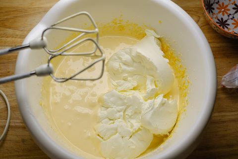 Mascarpone zur Tiramisu Masse