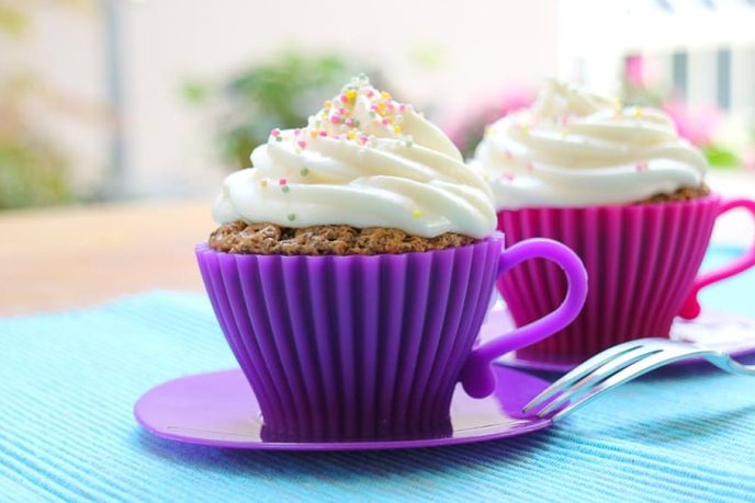 Mohnkuchen als kleine Kuchen zubereitet