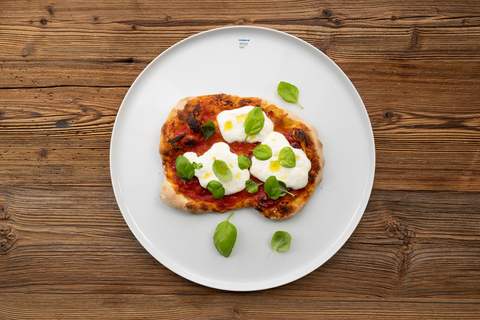 Pizza Margherita mit Stracciatella