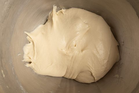 Pizzateig fertig geknetet