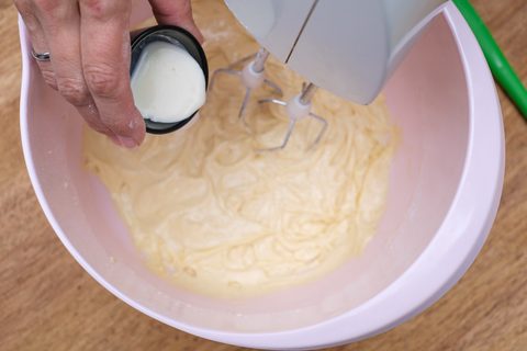 Sahne einrühren
