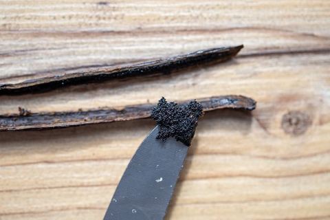 Vanilleschote und Vanillemark Nahaufnahme