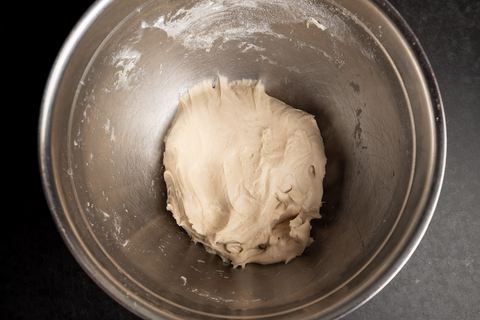 Verkneteter Hefe-Vorteig